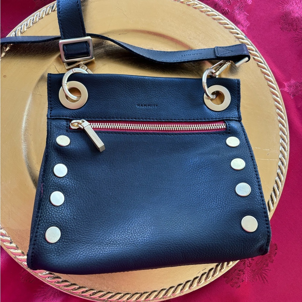 Hammit Tony Small Crossbody